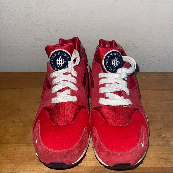 Nike Air Huarache Red Premium Varsity Jacket Sneakers Shoes Mens Sz 6 - Picture 4 of 10